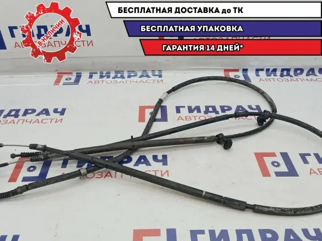 Трос стояночного тормоза Opel Zafira 2 13340391.