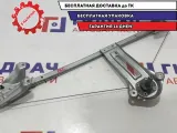 Стеклоподъемник задний левый Opel Zafira 2 5140079. Механический.