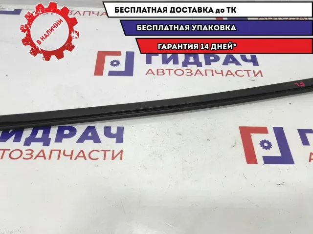 Накладка стекла переднего левого внутренняя Opel Zafira 2 5154111.