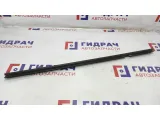 Накладка стекла заднего левого внутренняя Opel Zafira 2 5154113.