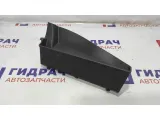 Бардачок левого сиденья Opel Zafira 2 13248992. Царапины.