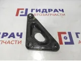 Кронштейн передней балки правый Opel Zafira 2 302022.