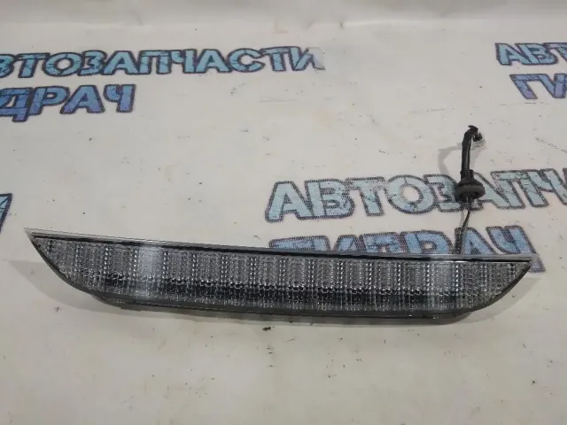 Фонарь задний (стоп сигнал) Mitsubishi Outlander XL 8334A008.
