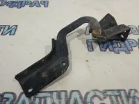 Петля двери багажника нижняя левая Mitsubishi Outlander XL MN175241.