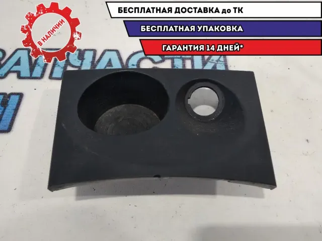 Накладка передней консоли Mitsubishi Outlander XL 8011A077XA .