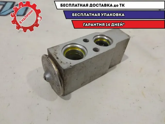 Клапан кондиционера Mitsubishi Outlander XL 7810A126.