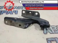 Петля капота правая Mitsubishi Outlander XL MN175242