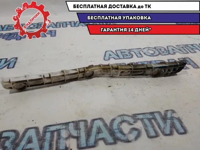 Направляющая заднего бампера правая Mitsubishi Outlander XL 6410A222