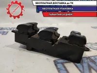 Блок управления стеклоподъемниками Mitsubishi Outlander XL 8608A060