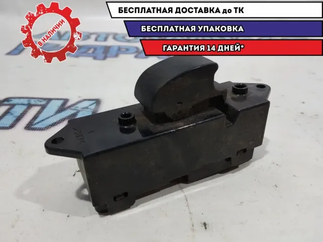 Кнопка стеклоподъемника Mitsubishi Outlander XL 8608A063 Задняя левая.