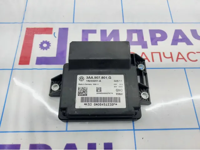 Блок управления стояночным тормозом Volkswagen Passat CC 3AA907801G