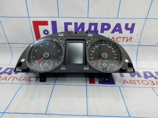 Панель приборов Volkswagen Passat CC 3С8920870