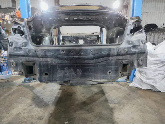 Панель задняя Volkswagen Passat CC