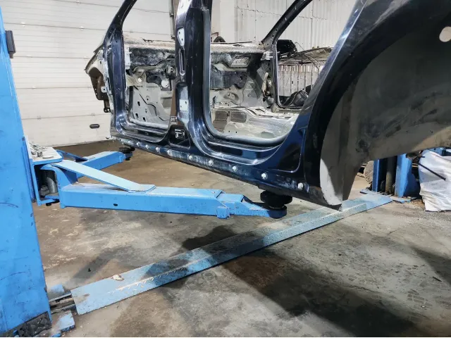 Порог со стойкой левый Volkswagen Passat CC