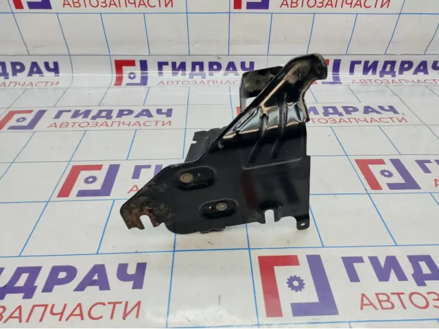 Кронштейн бачка омывателя Volkswagen Passat CC 3C0815948