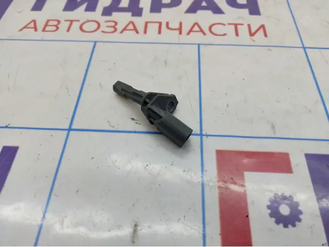 Датчик ABS задний левый Volkswagen Passat CC WHT003859A