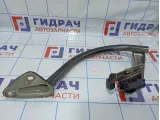 Петля крышки багажника правая Volkswagen Passat CC 3C8827302A