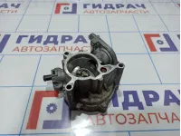 Насос вакуумный Volkswagen Passat CC 06J145100N