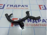 Трубка системы охлаждения Volkswagen Passat CC 06J121065F