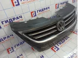 Решетка радиатора Volkswagen Passat CC 3C8853651QGRU