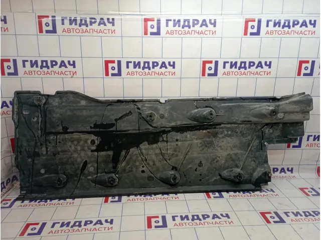 Защита антигравийная правая Volkswagen Passat CC 3C0825202G