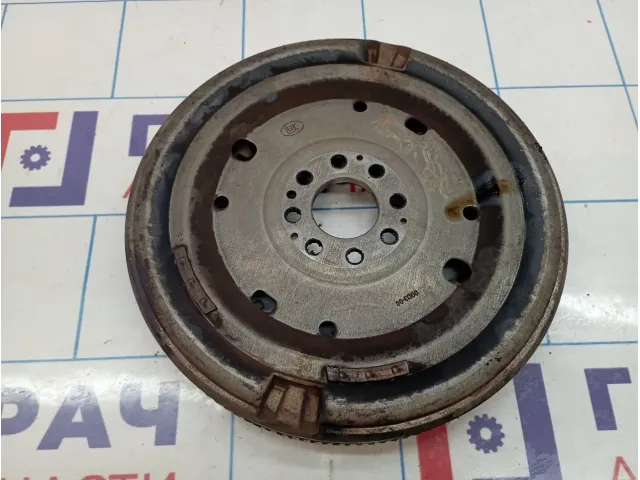 Маховик Volkswagen Passat CC 06J105266S