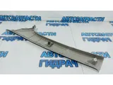 Обшивка стойки лобового стекла правая Peugeot 107 622110H020.