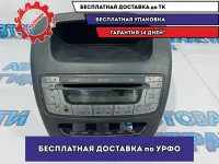 Магнитола Peugeot 107 6564K6. С накладкой.
