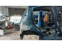 Крыло заднее правое Peugeot 107 .