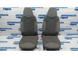 Сиденья передние Peugeot 107 . Откидываютяся вперед.