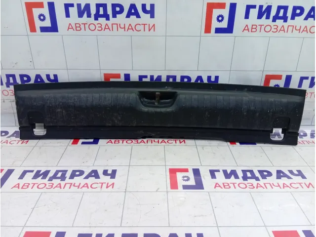 Обшивка багажника задней панели Peugeot 2008 9677570777
