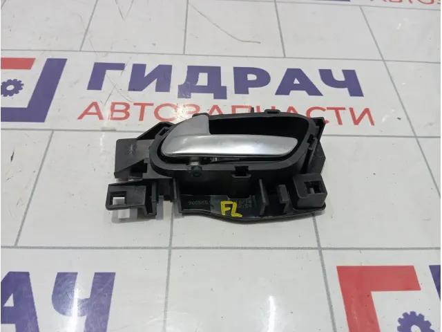 Ручка двери внутренняя левая Peugeot 2008 9143T8