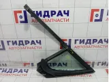 Стекло кузовное глухое (форточка) переднее левое Peugeot 2008 9801476080