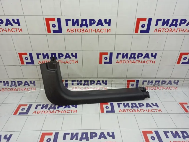 Накладка порога внутренняя передняя правая Peugeot 2008 9673754377
