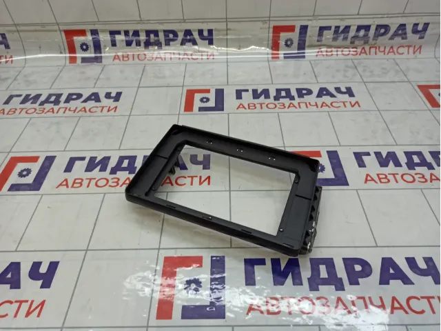 Рамка магнитолы Peugeot 2008