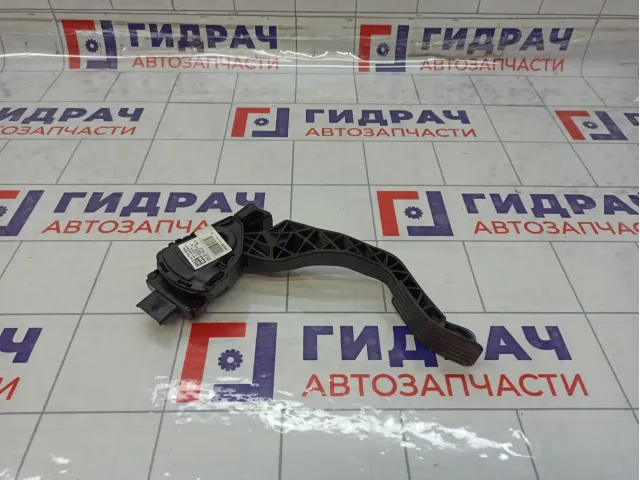 Педаль газа Peugeot 2008 1601CW