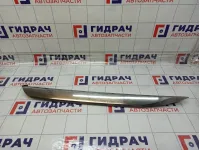 Молдинг лобового стекла левый Peugeot 2008 9806404877