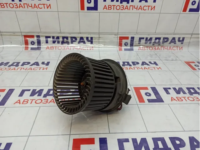 Моторчик отопителя (печки) Peugeot 2008 1608182080