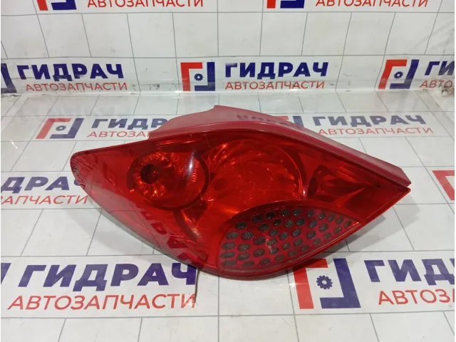 Фонарь задний Peugeot 207 6350Y7