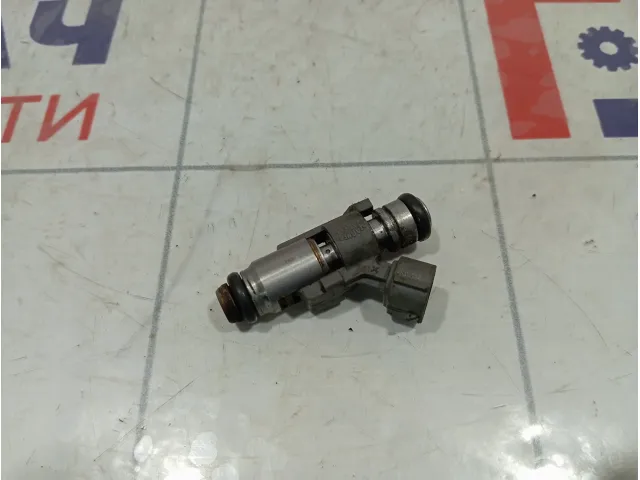 Форсунка инжекторная Peugeot 207 1984F4
