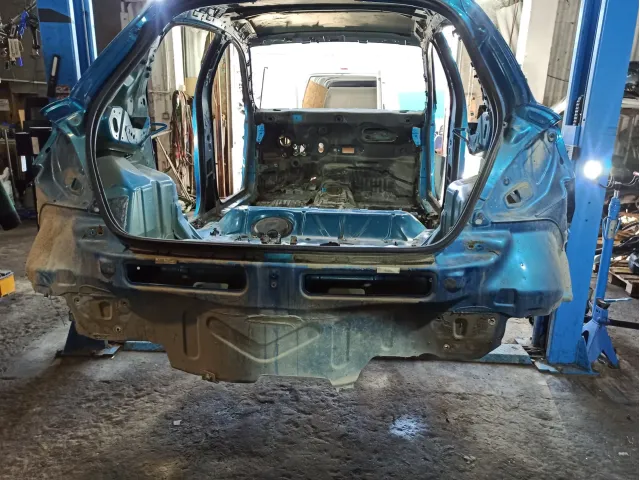 Панель задняя Peugeot 207