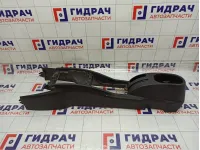 Консоль центральная Peugeot 207 7589EV