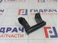 Направляющая стекла двери задняя левая Peugeot 3008 9303V0