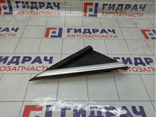 Накладка крыла переднего правого Peugeot 3008 96842432
