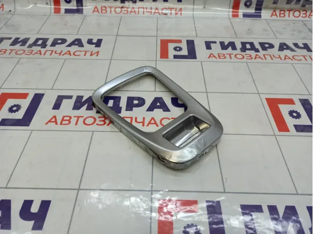 Накладка консоли Peugeot 3008 7591L9