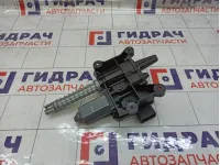 Моторчик стояночного тормоза Peugeot 3008 470212