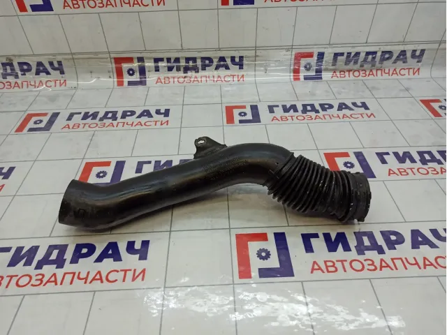 Патрубок воздушного фильтра Peugeot 3008 1436N1