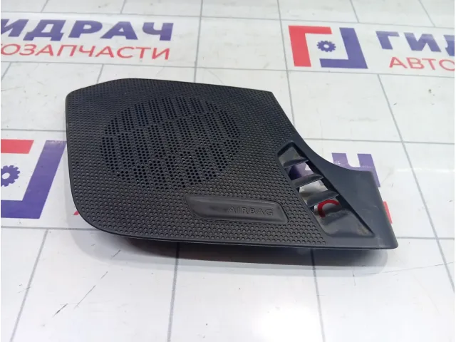 Решетка динамика передняя правая Peugeot 301 96743830ZD