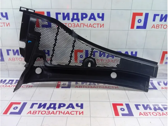 Решетка под лобовое стекло (Жабо) левая Peugeot 301 9678833380