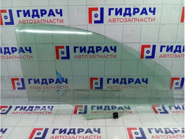 Стекло двери передней правой Peugeot 301 9675012080